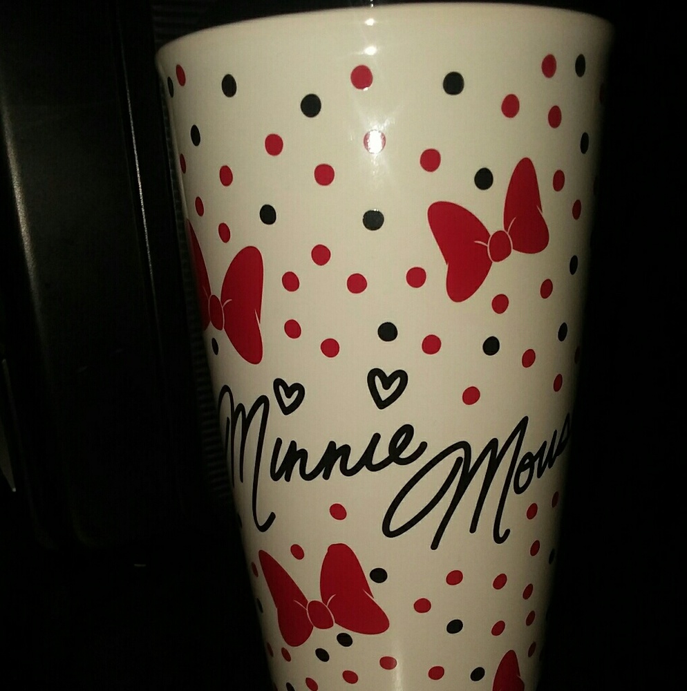 Minnie Mouse coffee cup